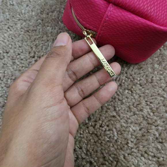 Lancome Cosmetics Bag - Picture 4 of 4